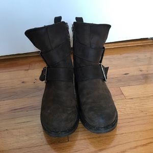 Steve Madden Brown Ankle Boots!